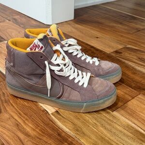 Nike SB Blazer Mids- Men’s size 9